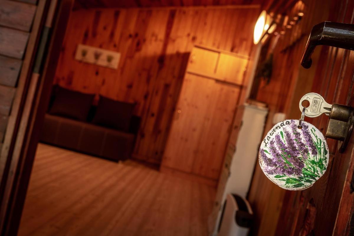 Aura Grotniki Hotell Grotniki  Exteriör bild