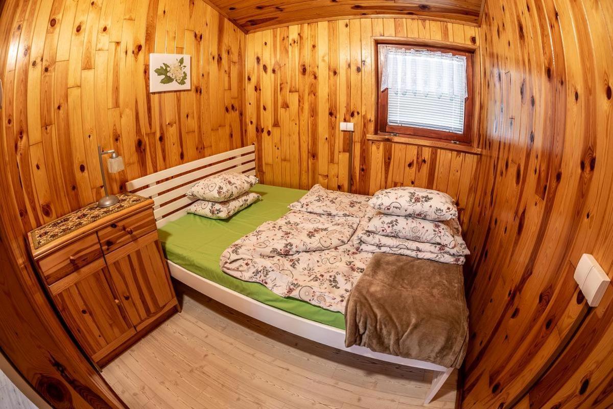 Aura Grotniki Hotell Grotniki  Exteriör bild